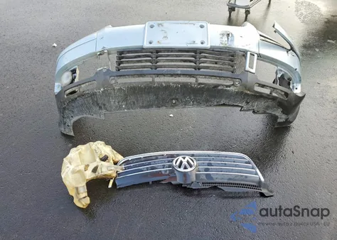 2001 Volkswagen Passat Glx из США, поврежденный, VIN WVWRH63B41P284113